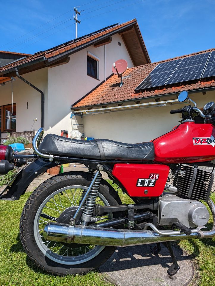 MZ ETZ 250 in Leutkirch im Allgäu