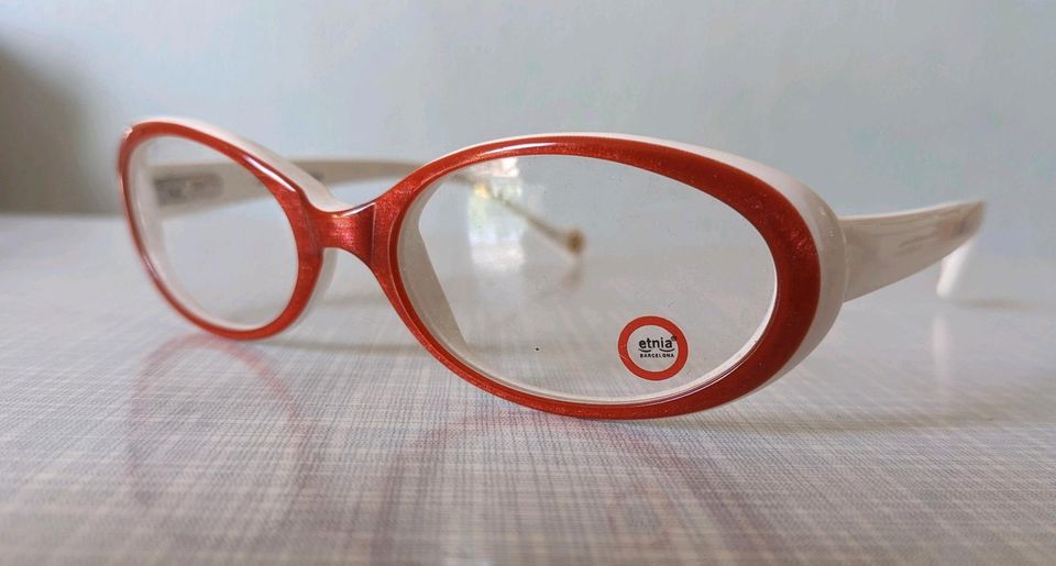 Brille Etnia Barcelona Modell Miami weiß rot unbenutzt neu in Hameln