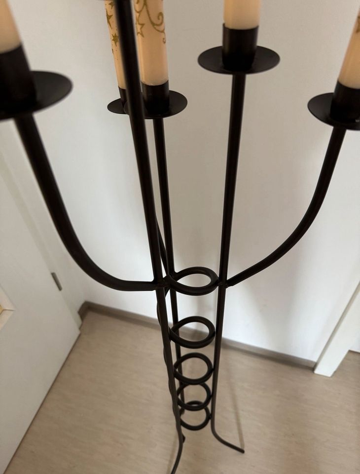 Kerzenständer mit sechs Armen Armleuchter schwarz Metall in Treuen