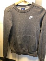 Nike Pullover Sweatshirt Größe XS sehr guter Zustand Nordrhein-Westfalen - Arnsberg Vorschau