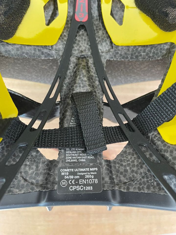 Mavic Comete Ultimate MIPS Helm - safety yellow Größe M in Inning am Ammersee