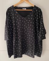 Yessica T-Shirt schwarz/weiß Federn 3/4 Ärmel Grösse 56/58 Nordrhein-Westfalen - Dinslaken Vorschau