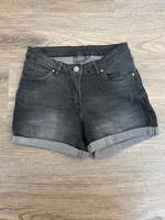 Schwarze Shorts von Blue Motion Baden-Württemberg - Waldbronn Vorschau
