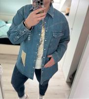 Levi’s Jeans Jacke mit Blumenpatches Nordrhein-Westfalen - Wesel Vorschau