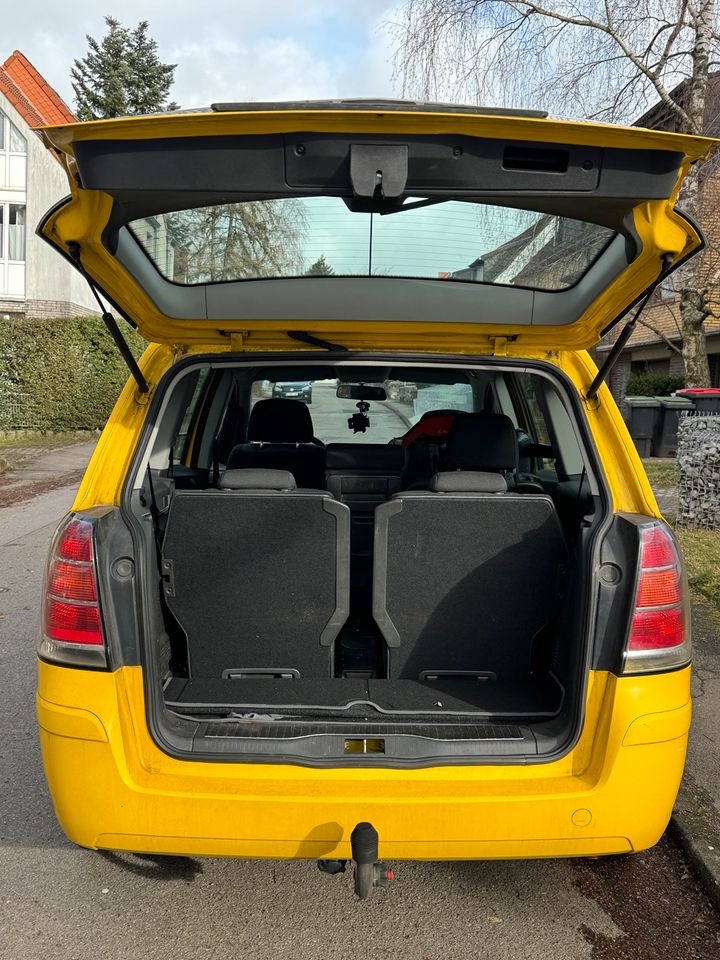 Opel Zafira 7 sitzter in Aachen