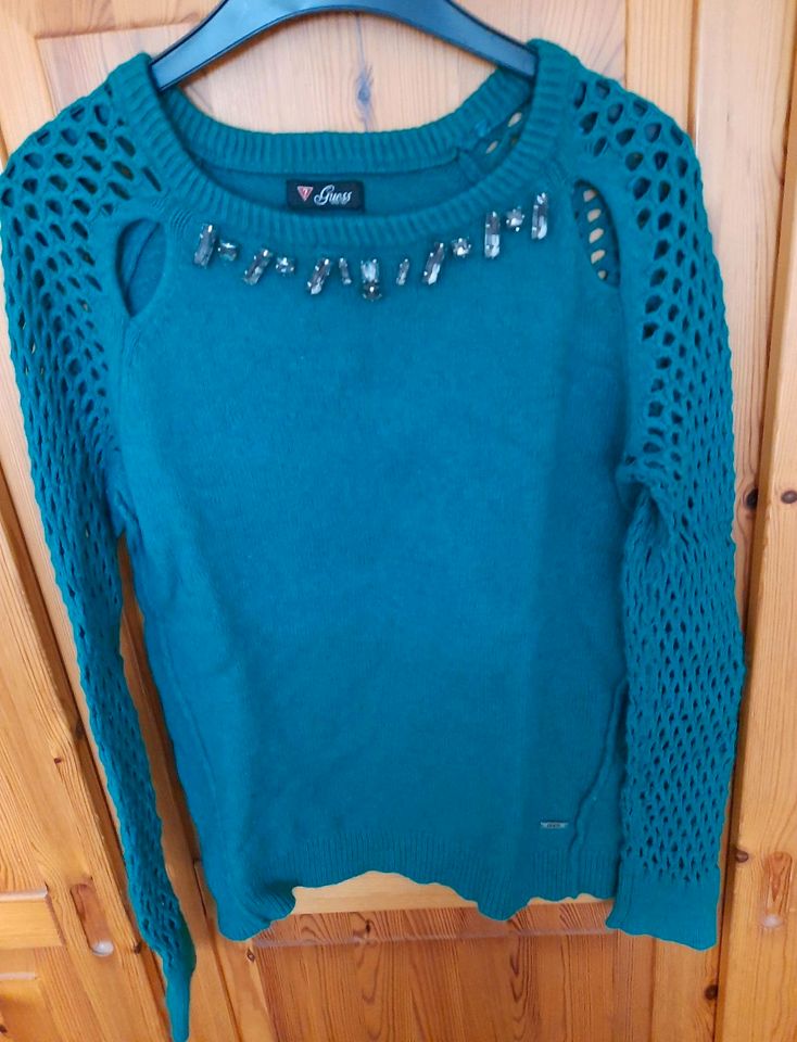 ♡GUESS PULLOVER ♡ in Bredstedt