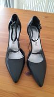 Damen Pumps mit Riemchen Schwarz gr.39 Niedersachsen - Oyten Vorschau