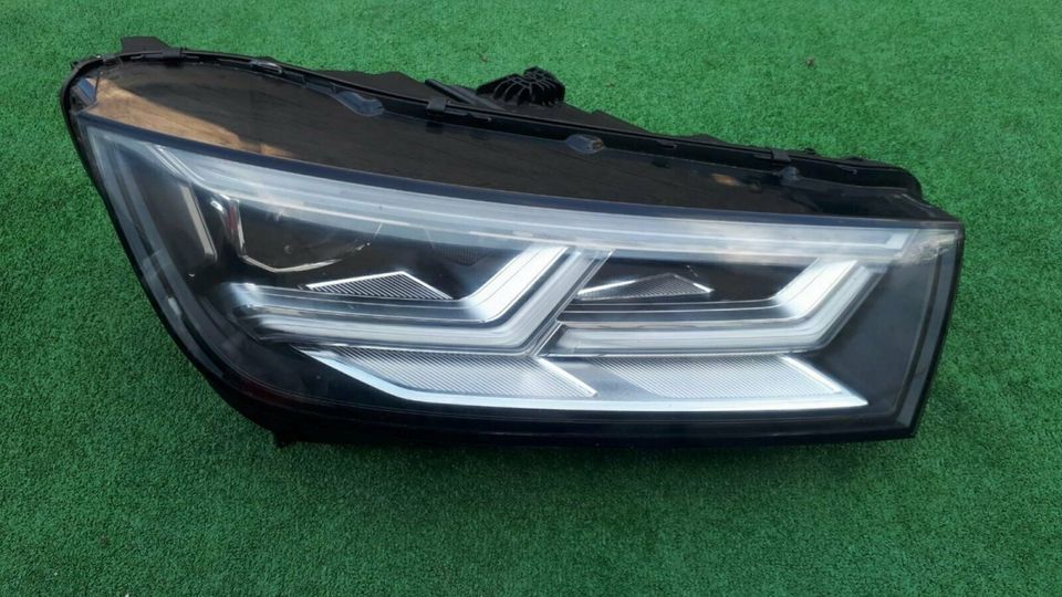 AUDI Q5 80A FULL LED MATRIX SCHEINWERFER  RECHTS   80A941036 in Neu-Isenburg