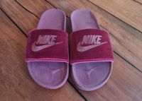 NIKE Slides Slipper Gr. 36,5 Thüringen - Erfurt Vorschau