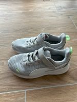 Sneaker von Puma Größe 32 (31) Brandenburg - Dallgow Vorschau