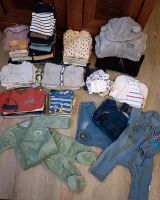 Baby Bekleidungspaket Junge Boy gr 62 Strampler Bodys Hosen Pulli Mecklenburg-Vorpommern - Wismar Vorschau