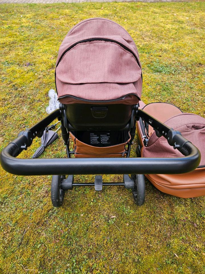 Kinderwagen Anex 3in1 in München