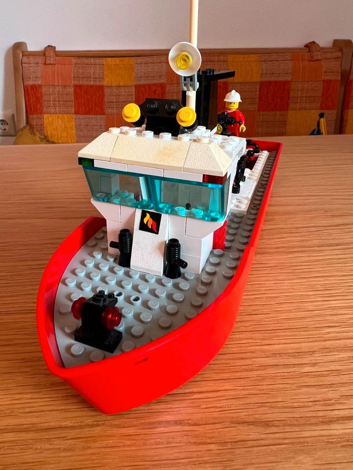 Lego, Feuerwehrschiff 4020, City Life in Dettingen an der Iller