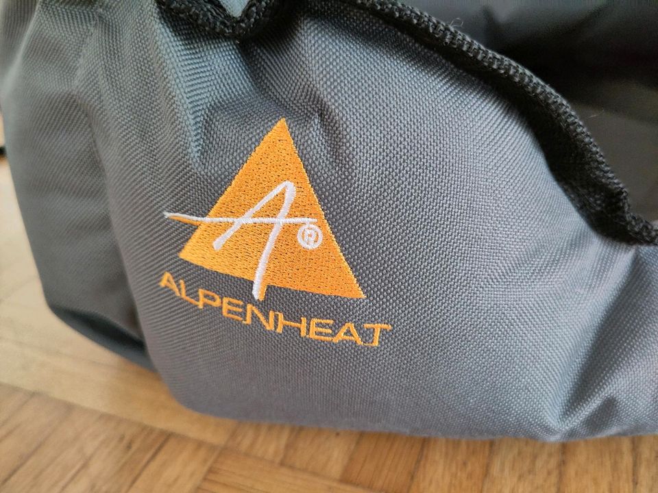 Alpenheat Hundebett S mit Heizkissen ca. 50x50cm in Köln