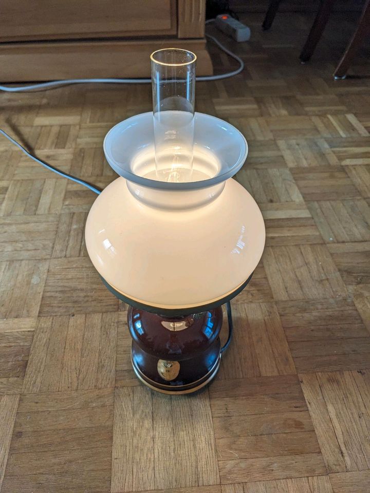 Friesen Tischlampe in Aukrug