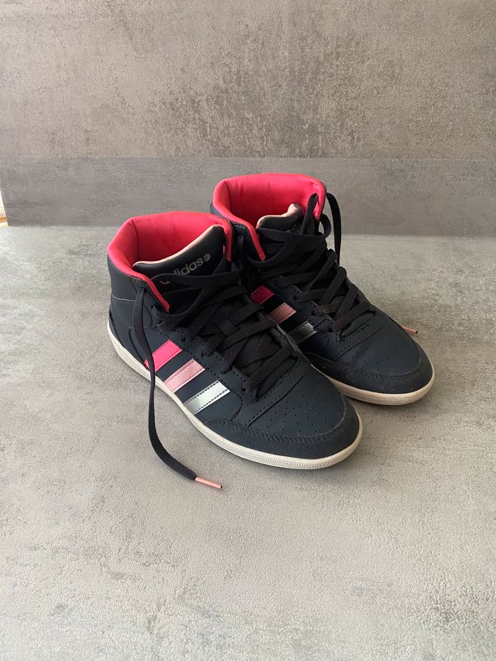 Adidas NEO Sneaker Kinder Damen Größe 36 | kaum getragen in Bayern -  Altenkunstadt | Gebrauchte Kinderschuhe Größe 36 kaufen | eBay  Kleinanzeigen ist jetzt Kleinanzeigen