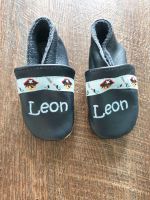 Krabbelschuhe mit Namen Leon *Neu * Niedersachsen - Wittingen Vorschau