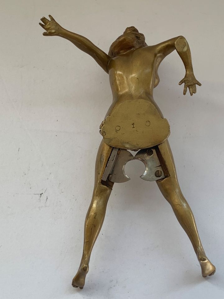 Erotische Bronze Messing Figur-Zigarrenschneider vor 1930  Antik in Oldenburg