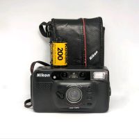 Nikon AW35 Point & Shoot + Film, Batterien | Getestet Köln - Nippes Vorschau