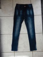 Jeans von H&M Gr. 140/ 146 mit stylischer Waschung München - Altstadt-Lehel Vorschau