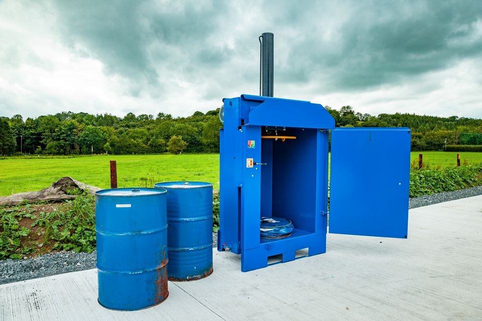 BTS-Fasspresse blue-line für 60 - 220 Ltr. Fässer_Fasspresse in Brakel