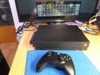 Xbox One X 1TB incl. Controller Sachsen - Sohland Vorschau