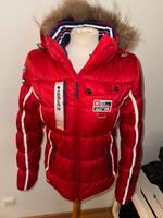 Icepeak Jacke warm rot Kapuze 36 neuwertig  skijacke Bayern - Garmisch-Partenkirchen Vorschau