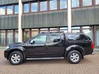 Nissan Navara LE 4X4 Aut.Nur 97 Tkm-1 Hd-Leder-Navi-Rüc Hessen - Groß-Gerau Vorschau