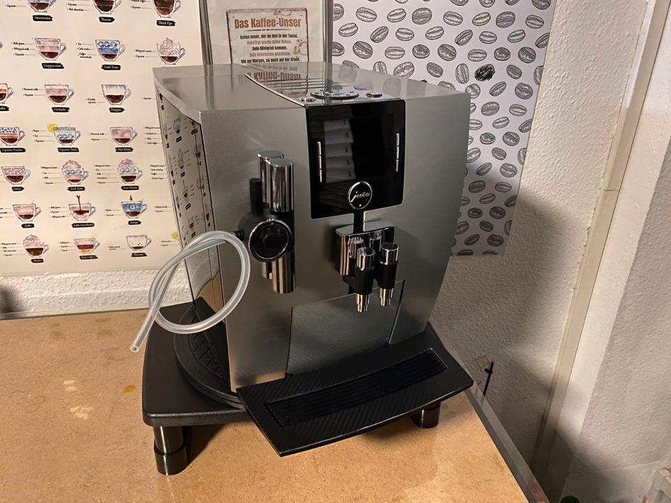 Jura J9.3 Kaffeevollautomat Prototyp + 1 Jahr Gewährleistung in Stuttgart