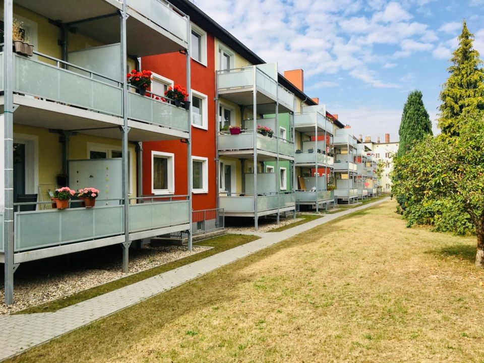 Ihr neues Zuhause: 3 Zimmer, saniertes Bad, Balkon in Magdeburg