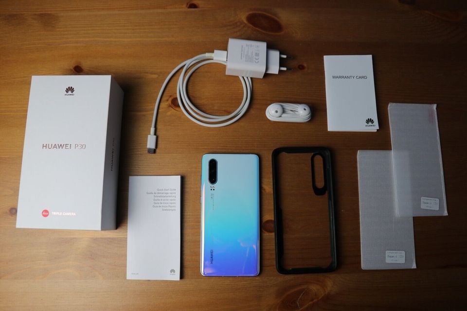 Huawei P30 ELE-L29 - 128GB - Schwarz (Dual SIM) - sehr gut in Düsseldorf