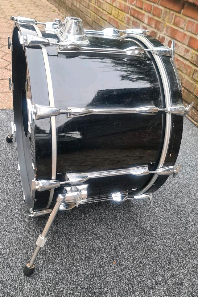 Yamaha 9000 Recording Bassdrum 22" schwarz in Waltrop