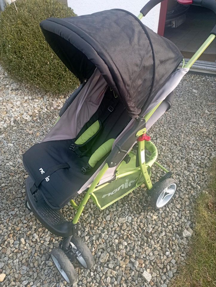 Buggy mit Autoschale in Obernzell