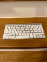 Apple Keyboard Tastatur Bluetooth A1314 (2. Gen) Nordrhein-Westfalen - Frechen Vorschau