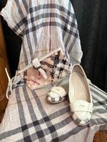 Burberry Sommer Clutch mit Schuhe 38,5 Hessen - Neu-Isenburg Vorschau