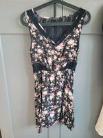 Review Kleid XS, Blumen, Spitze, schwarz Bayern - Regenstauf Vorschau