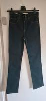 Neuwertige Levis Jeans 724 high rise straight Gr. 28/30 Leipzig - Liebertwolkwitz Vorschau