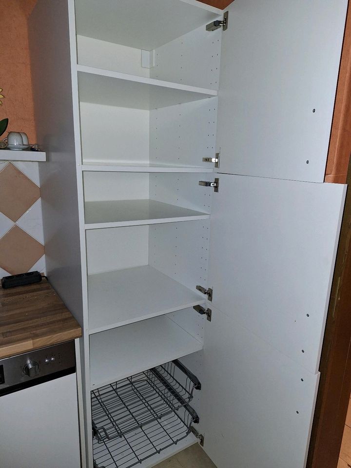 Muss Heute dringend raus!! Ikea Method Küchenschrank in Malente