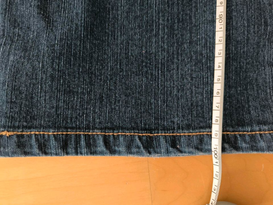 Jeans, Gina Laura, Größe 40,M, Carla, blau, Kurzlänge in Braunschweig