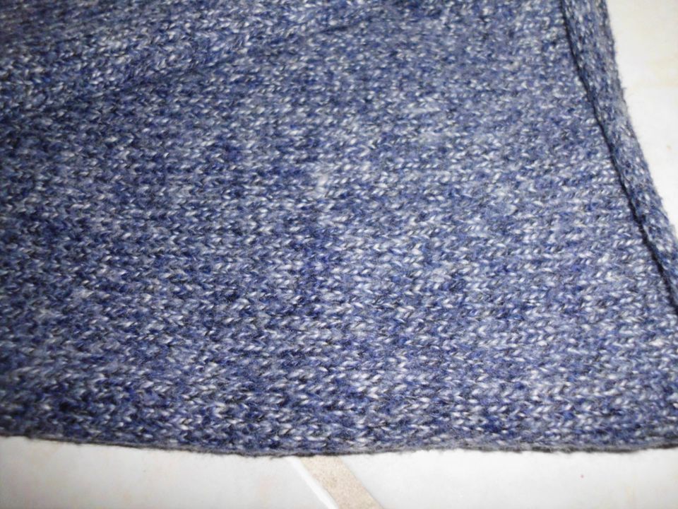 Esprit  Pullover blau, Gr. L, neu in Borgentreich
