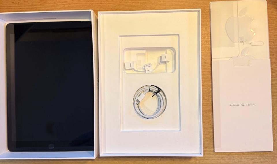 Apple iPad 10.2 2021 64GB Wi-Fi + Cellular in Cottbus