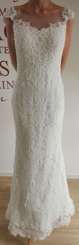 Wunderschönes ungetragenes Brautkleid Größe 40 NEU+UNGETRAGEN in Köln