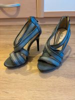 High Heels Sandaletten in Grau - Gr. 36 Nordrhein-Westfalen - Bad Lippspringe Vorschau