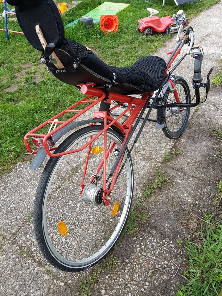 Schnelles Liegerad rot, viele neue Teile, fahrtüchtig in Itzstedt