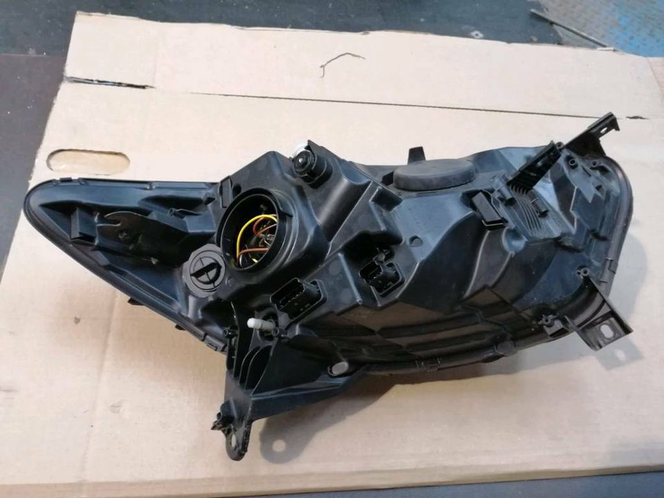 Renault Captur Scheinwerfer links 260603859R in Otter