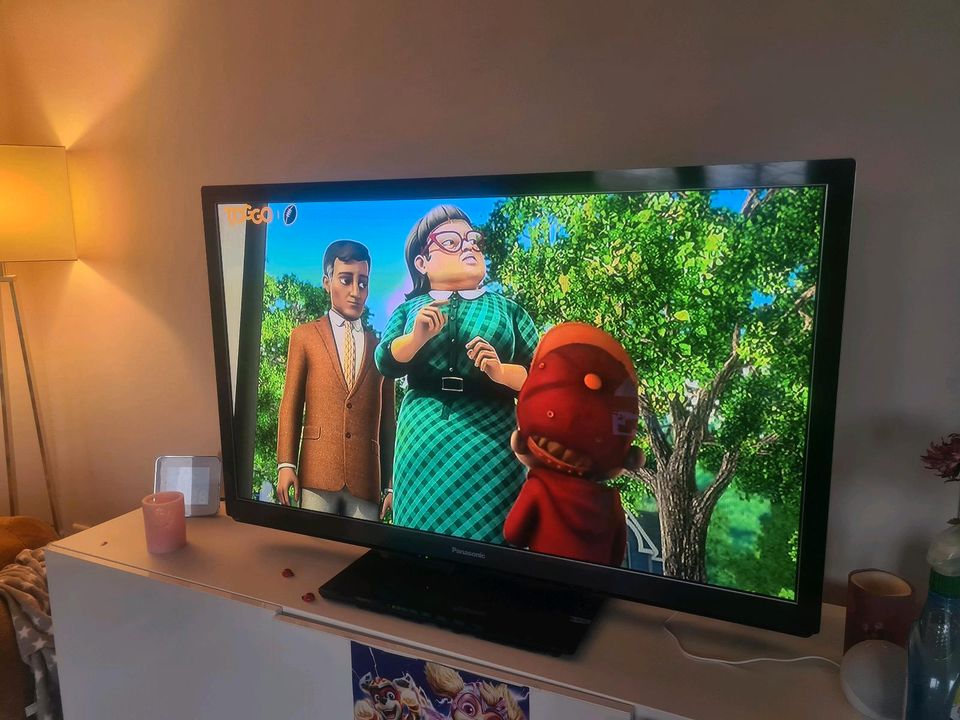 Panasonic Plasma 3D Viera Fernseher TV 46 zoll TX-P46GT30E in Seehof