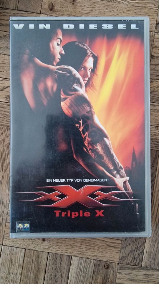 verschieden VHS Filme Van Damme VHS Kassetten in München