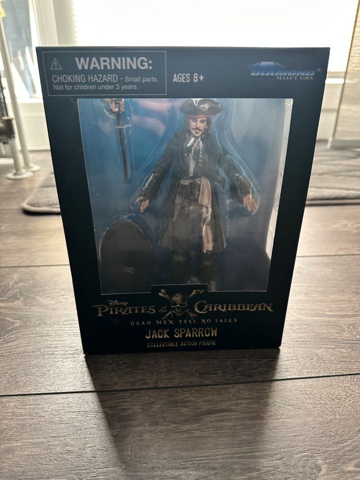 Diamond Select Toys Actionfigur Jack Sparrow Fluch der Karibik in Laatzen