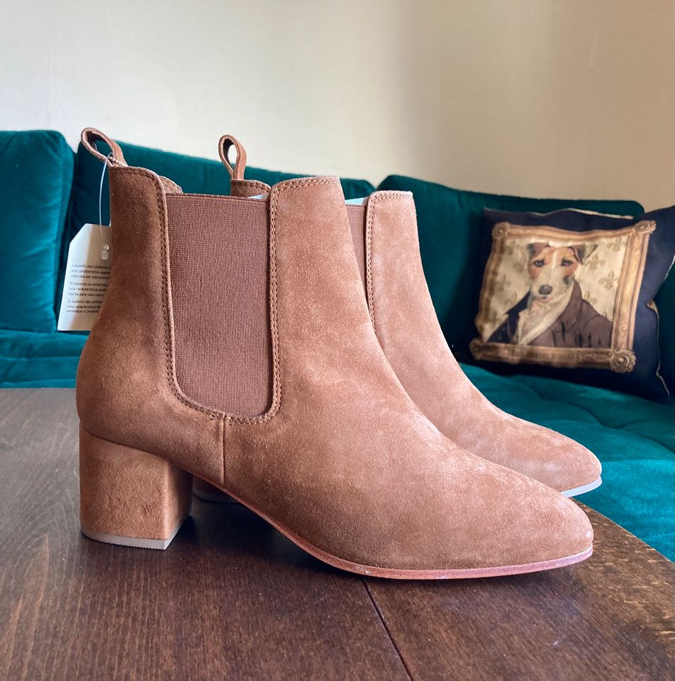 Chelsea Boots Levi’s Stiefeletten Schuhe NEU 41 Wildleder braun in Köln