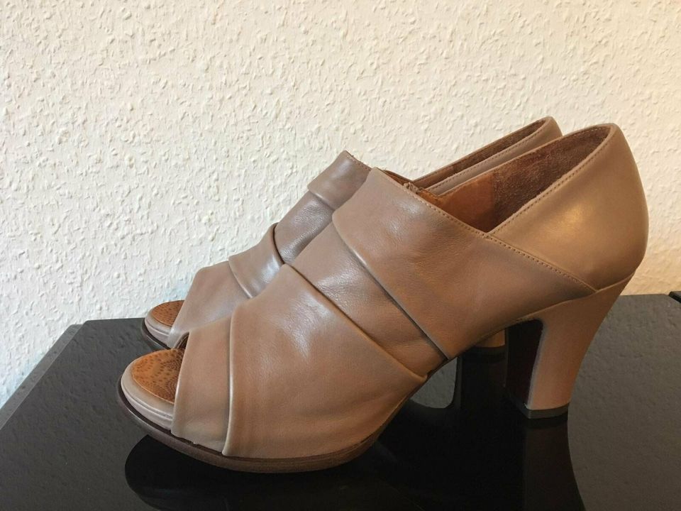 Chie Mihara Schuhe Engi NEU in Hamburg